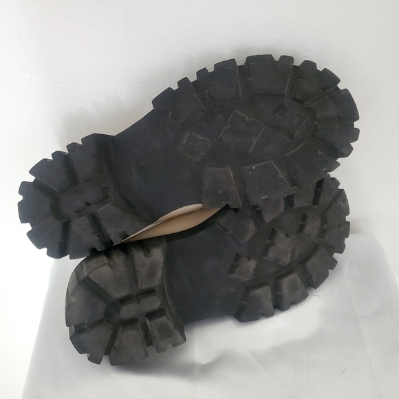 Chunky loafers with beige gold hardware women 8 - Picture 4 of 7